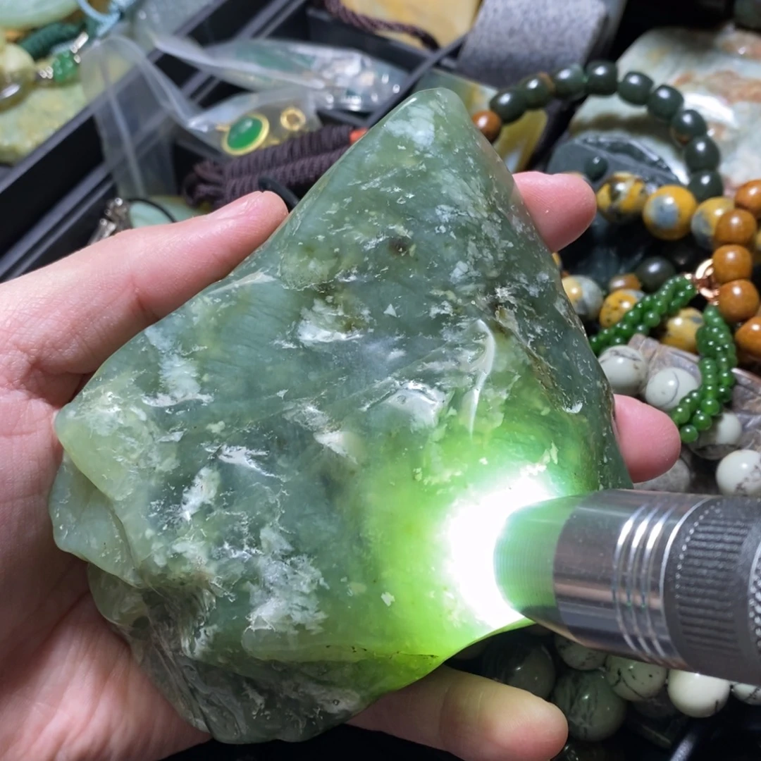 蛇纹石玉未镶嵌颈饰不退不换