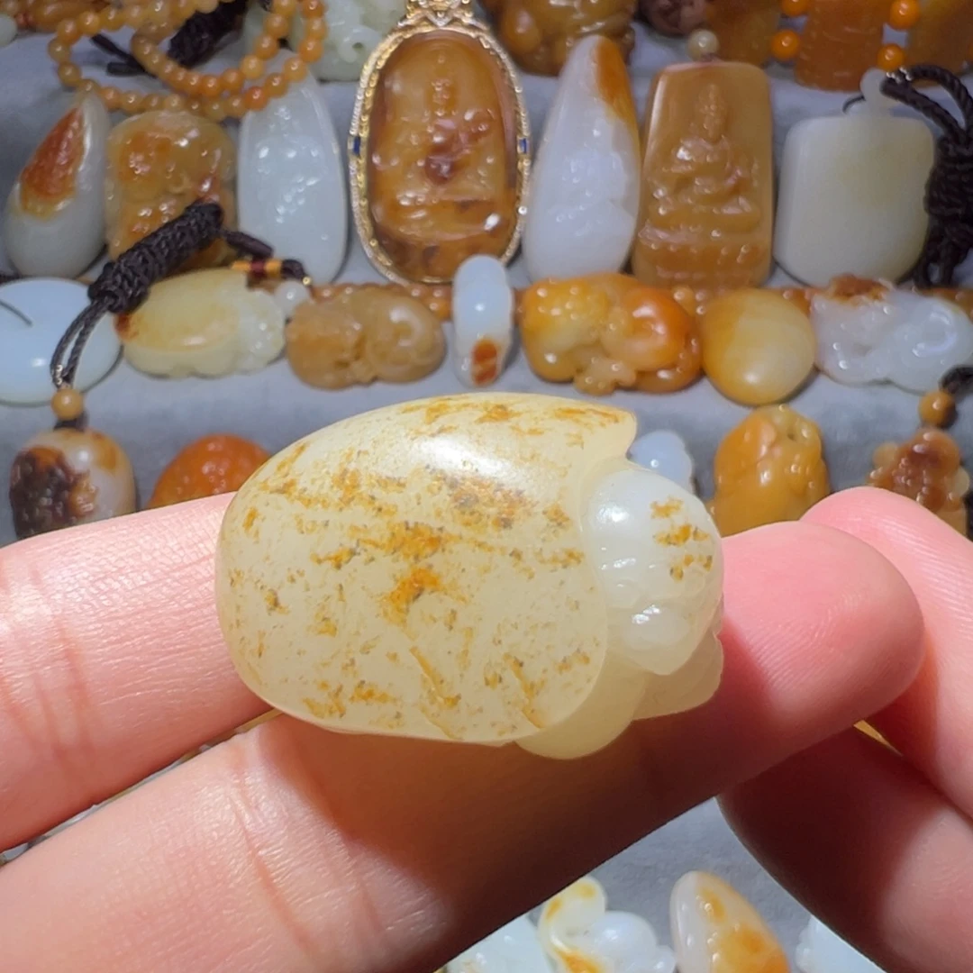 和田玉未镶嵌吊坠(不含链)