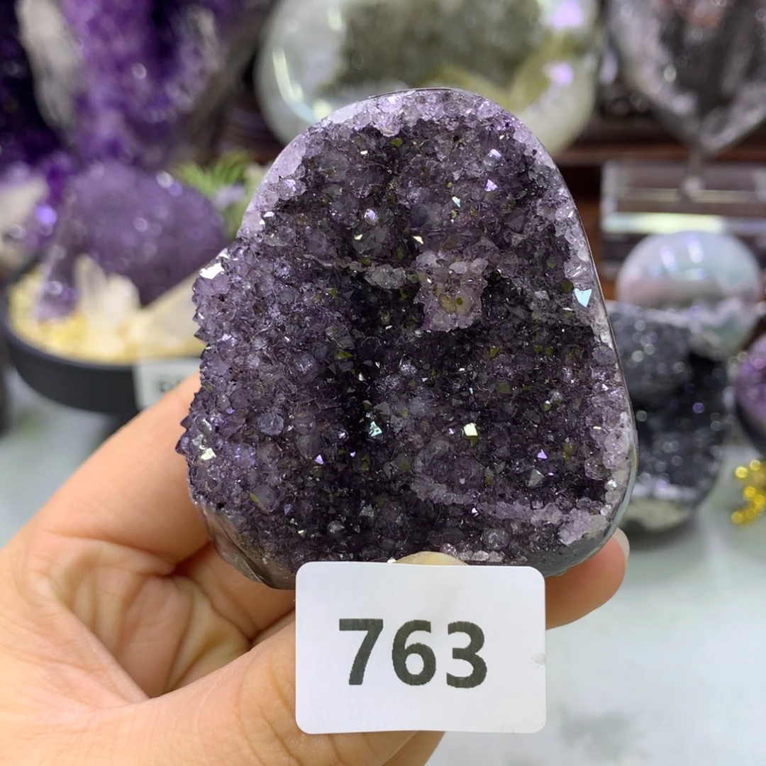 紫晶未镶嵌大型摆件（非配饰）