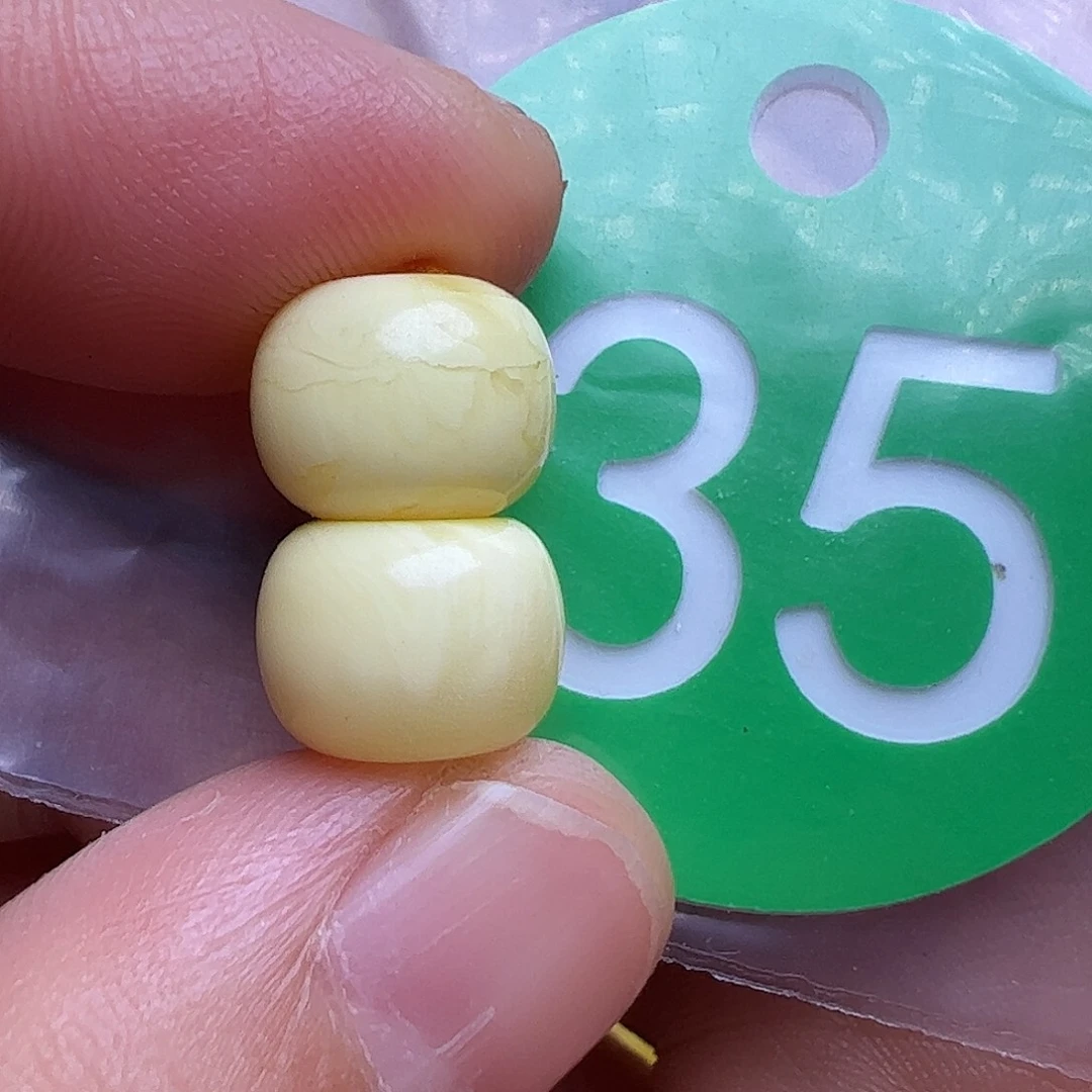 蜜蜡未镶嵌珠宝奇石9.9mm微瑕