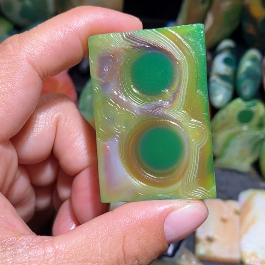 石英质玉珠宝半成品未镶嵌吉*子