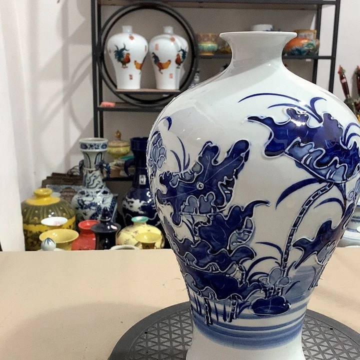 摆件博古架陶瓷摆件