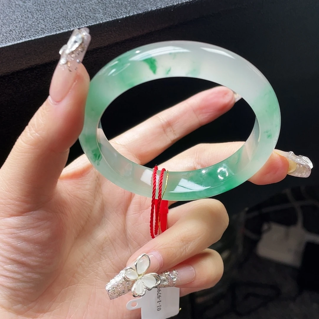 石英质玉未镶嵌手镯57.5