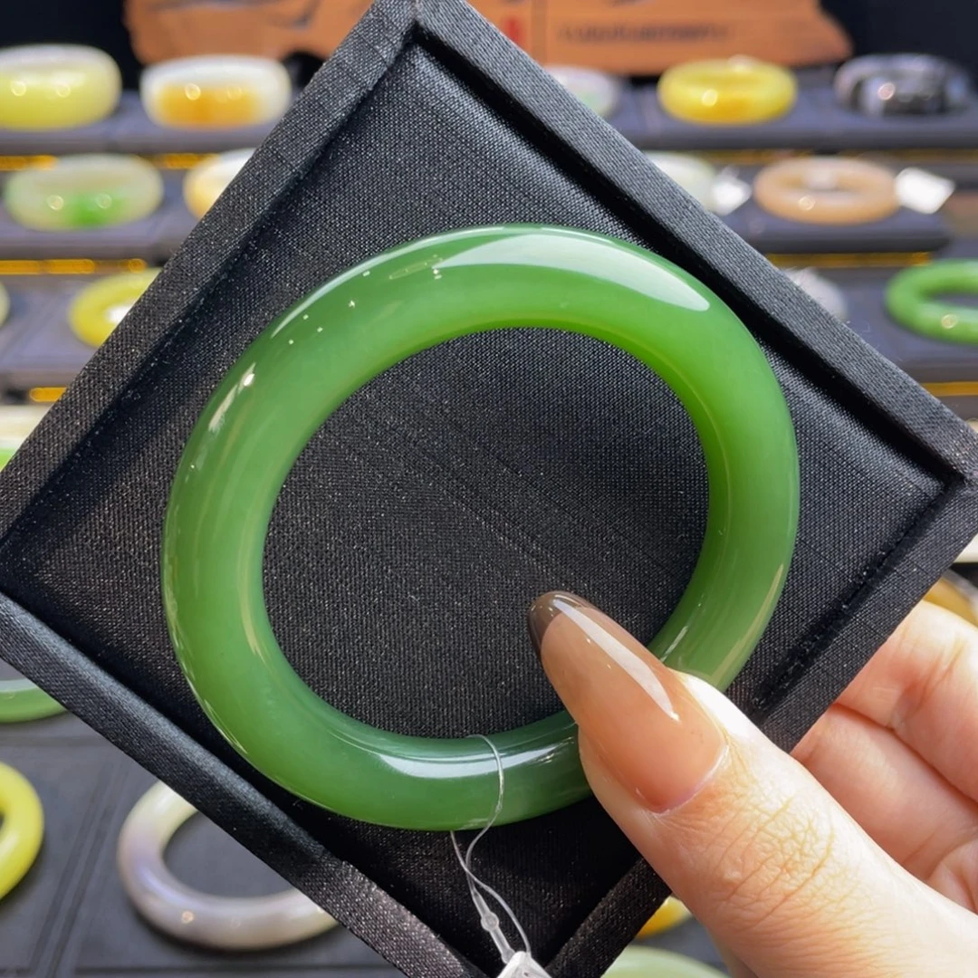 和田玉未镶嵌手镯-强推！细底！碧玉圆条