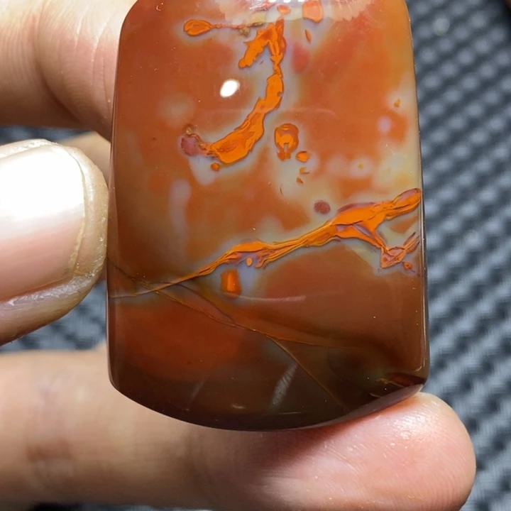 玛瑙/玉髓颈饰未镶嵌真****酒