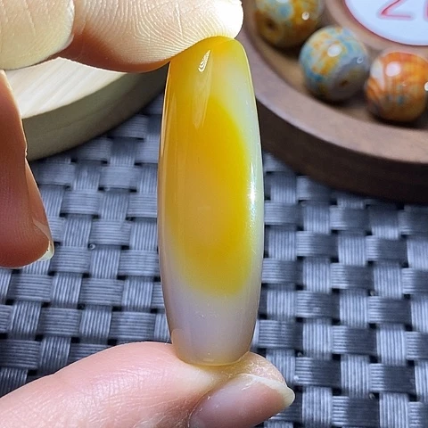 未镶嵌颈饰玛瑙/玉髓?****圈
