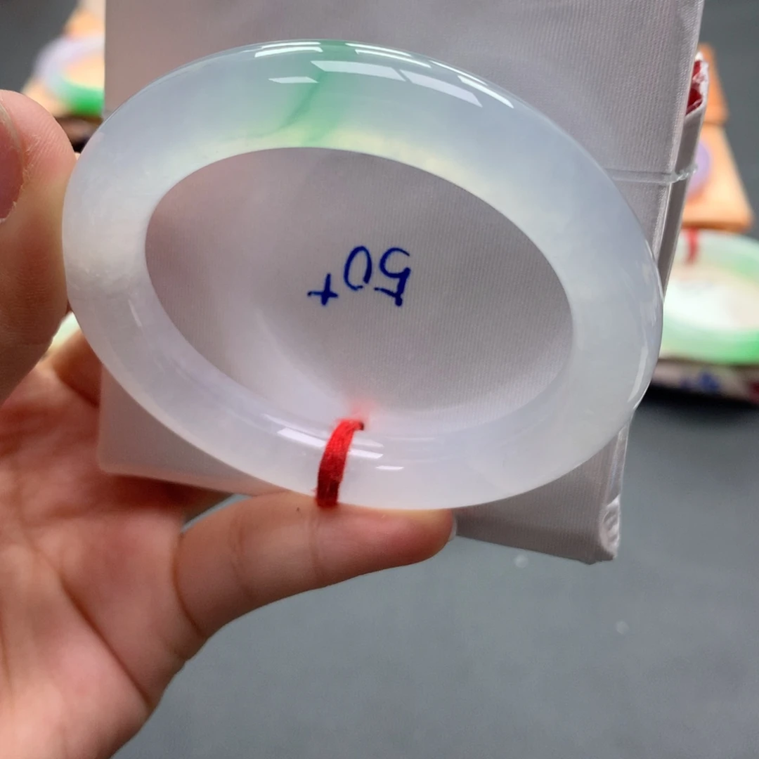 翡翠未镶嵌手镯32号50.8胖圆白冰飘翠强推