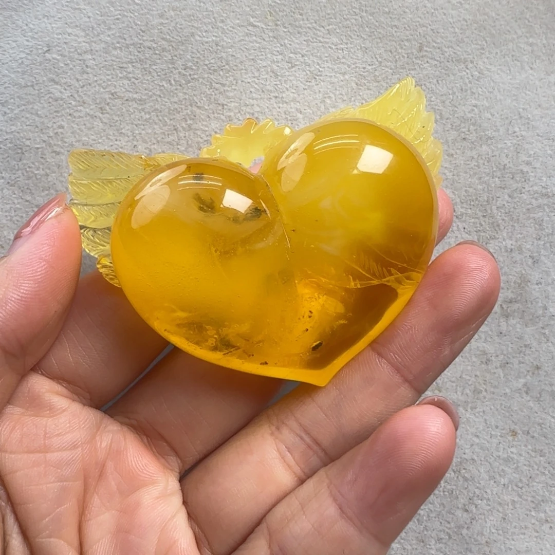 蜜蜡未镶嵌珠宝奇石