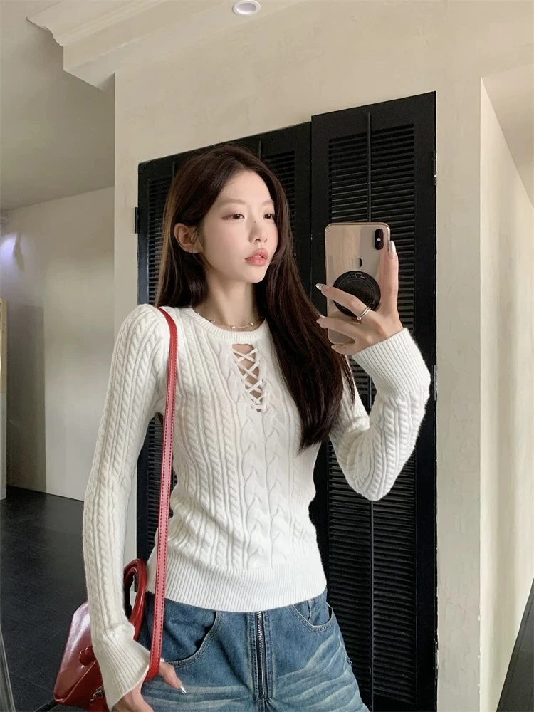 美式复古麻花镂空收腰显瘦打底毛衣女修身内搭针织上衣2024秋冬款