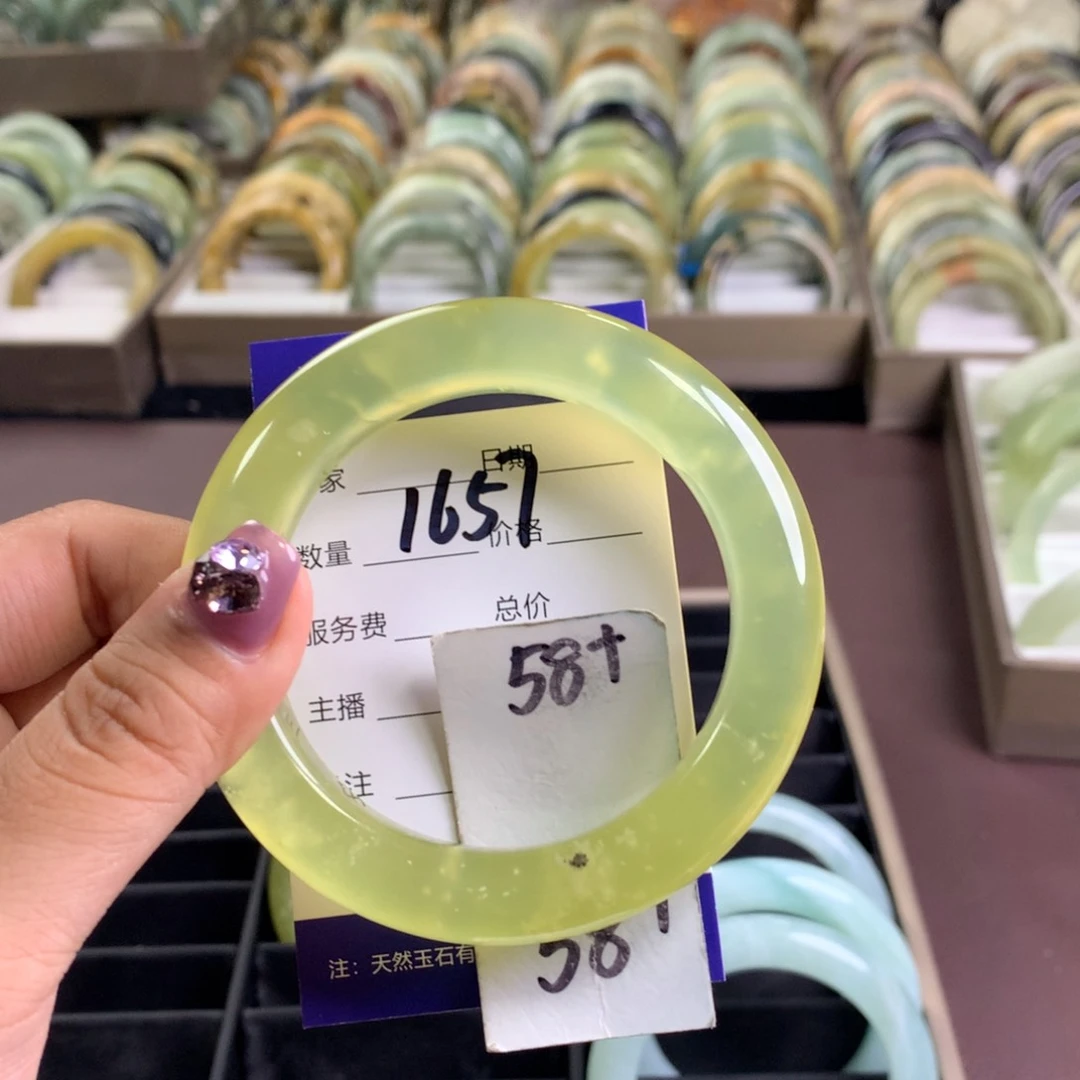 蛇纹石玉未镶嵌手镯1657