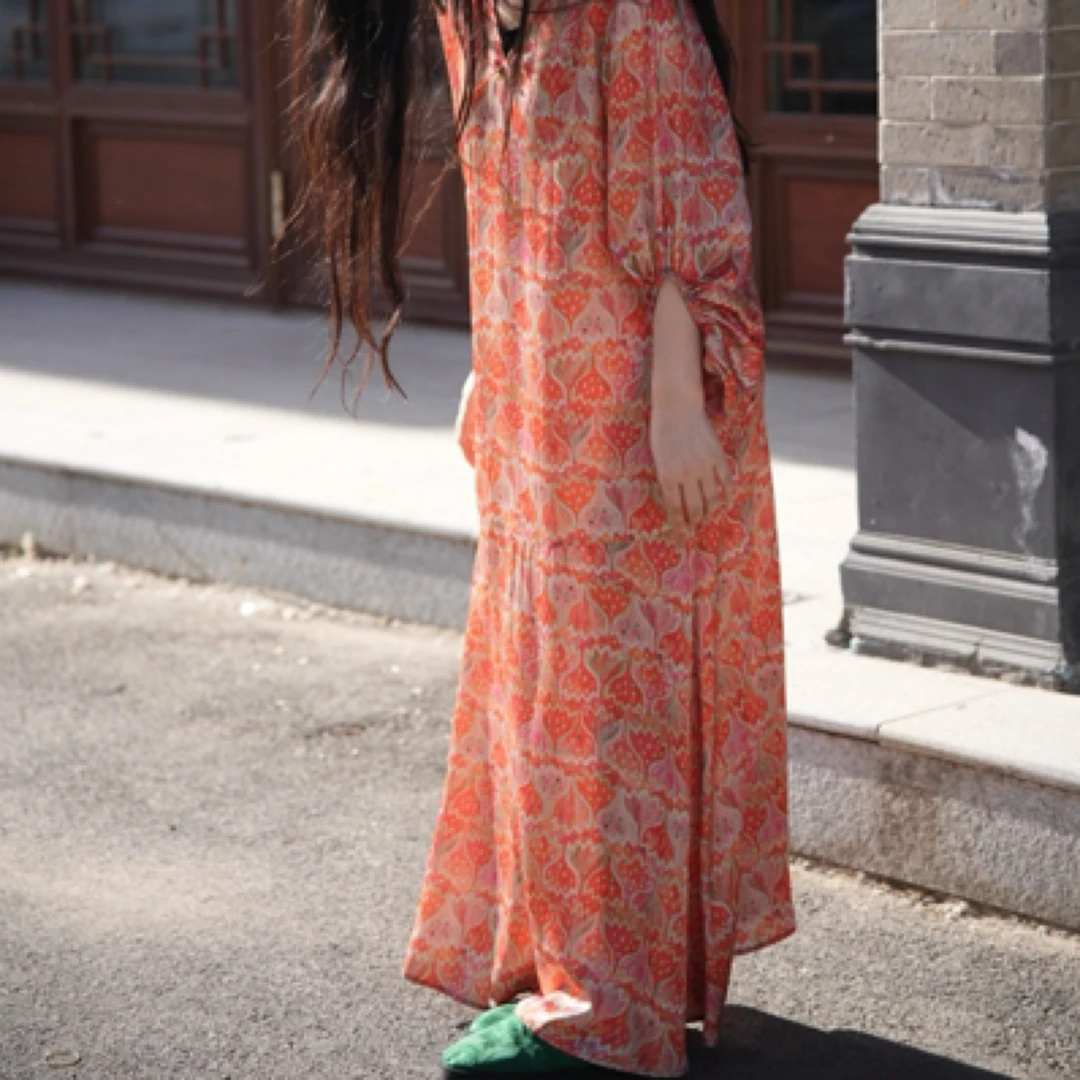 佛手花 袖子设计款V领长裙休闲度假