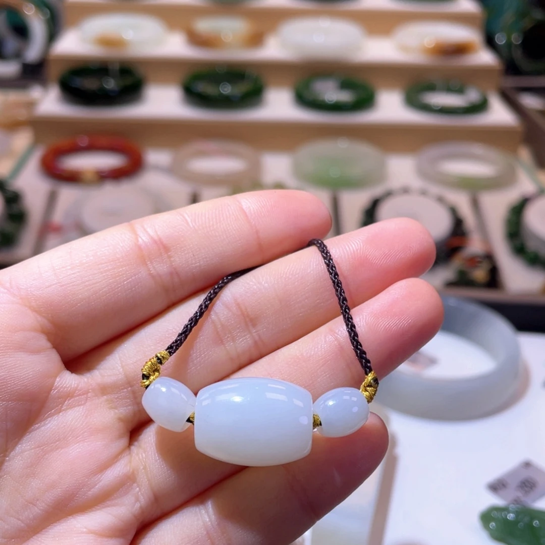 和田玉未镶嵌颈饰高品白玉吊坠