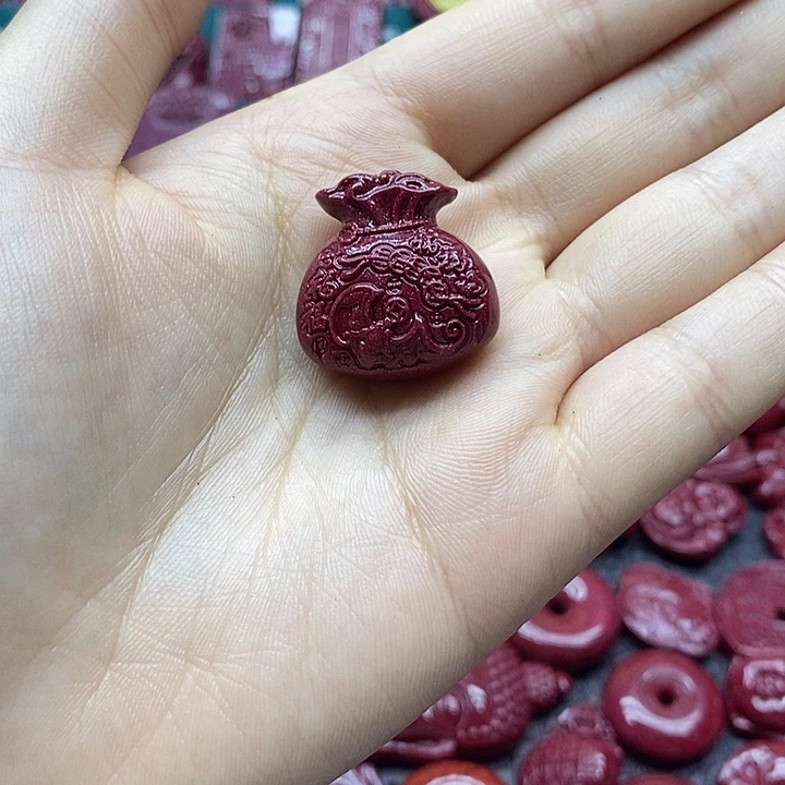 天然辰砂朱砂吊坠