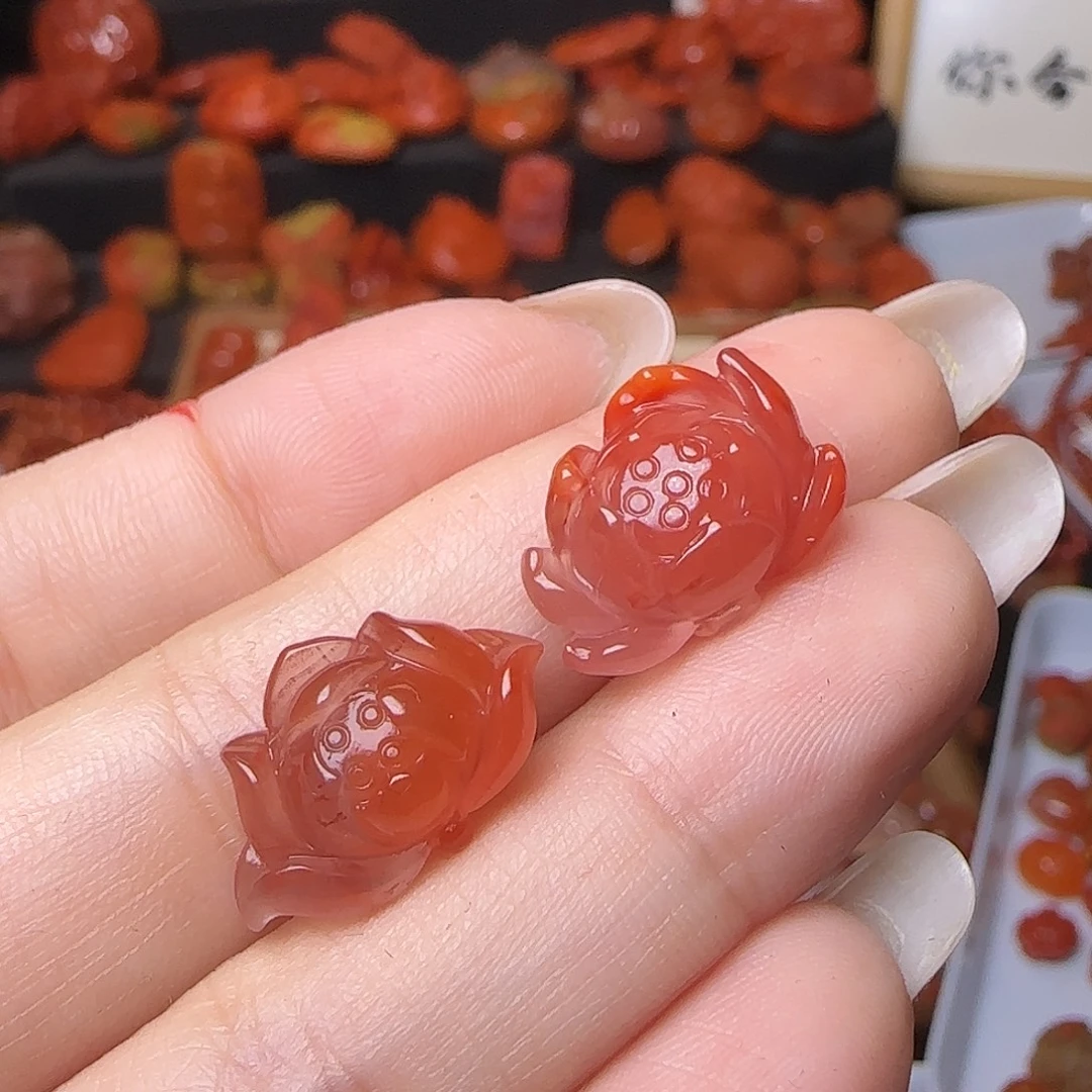 南红玛瑙未镶嵌颈饰