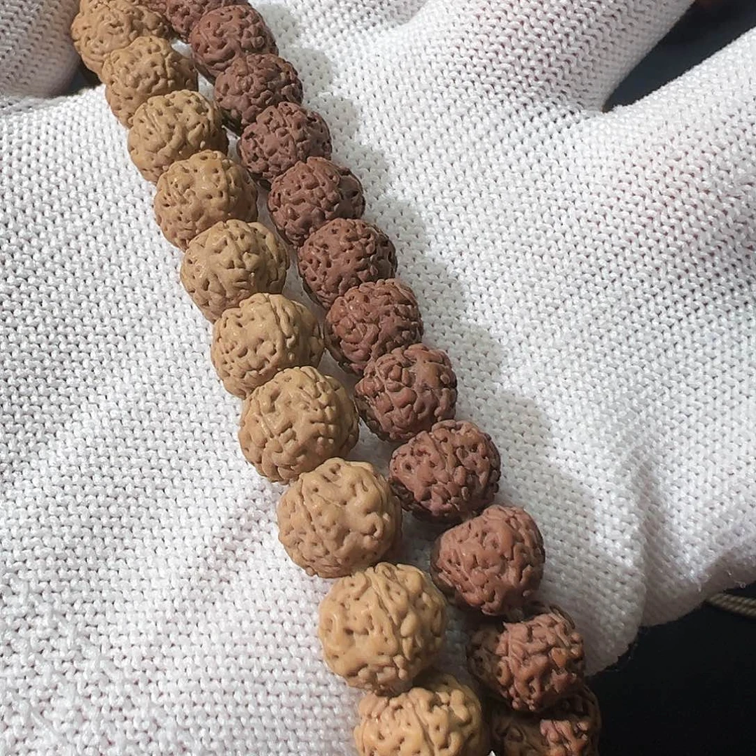 金刚菩提吊坠吧**啦梅花手串