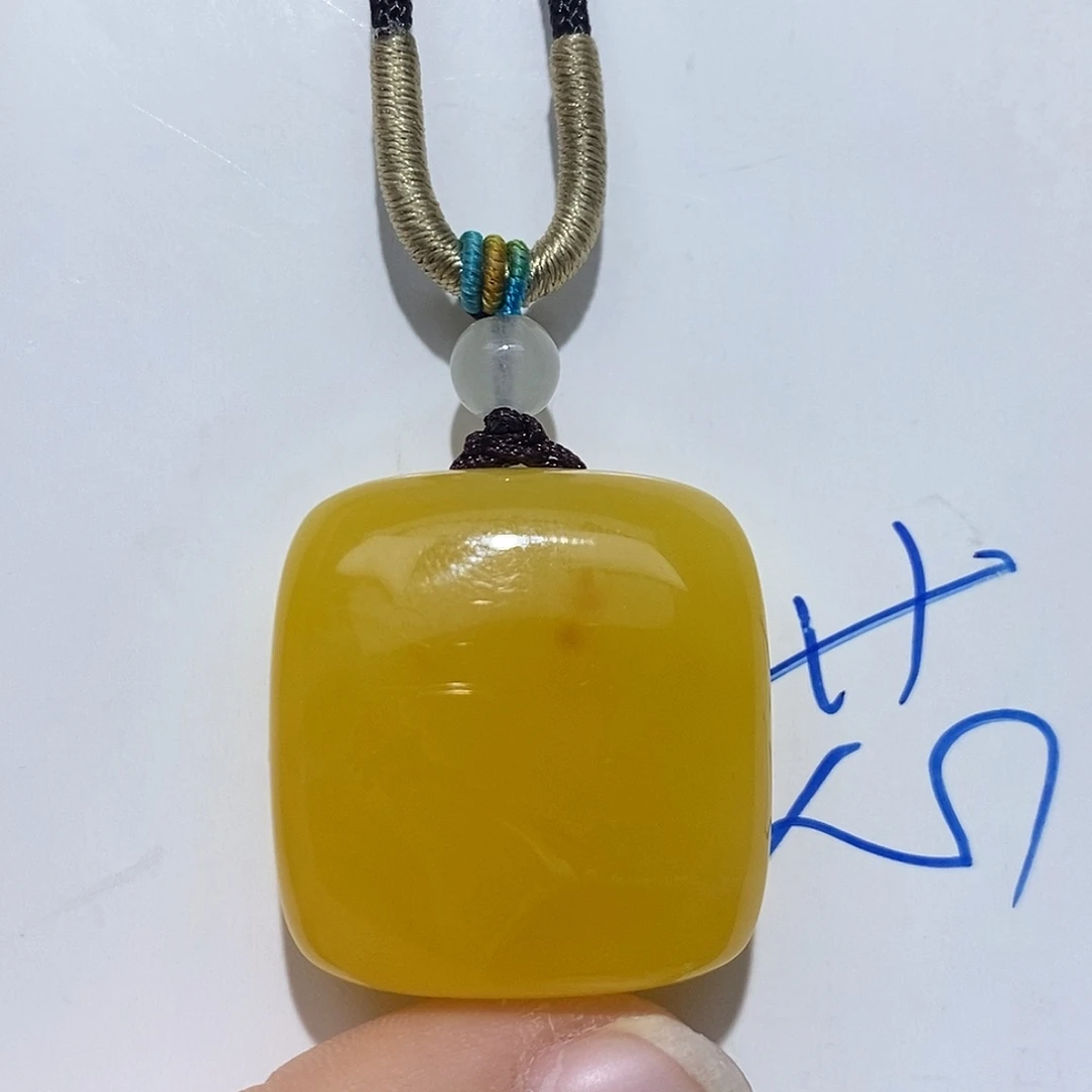 定制琥珀未镶嵌蜜蜡