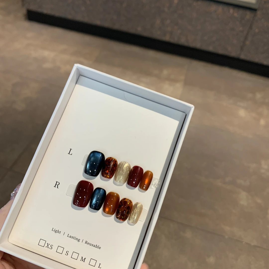 印第安女孩丨XBay门店同款新年撞色猫眼美甲气质短甲手工穿戴甲