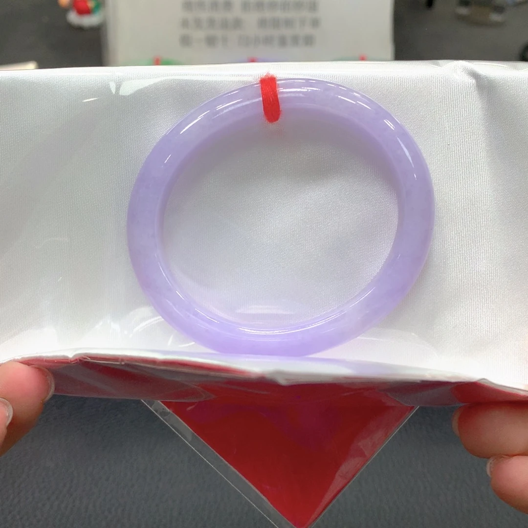 翡翠未镶嵌手镯55贵妃