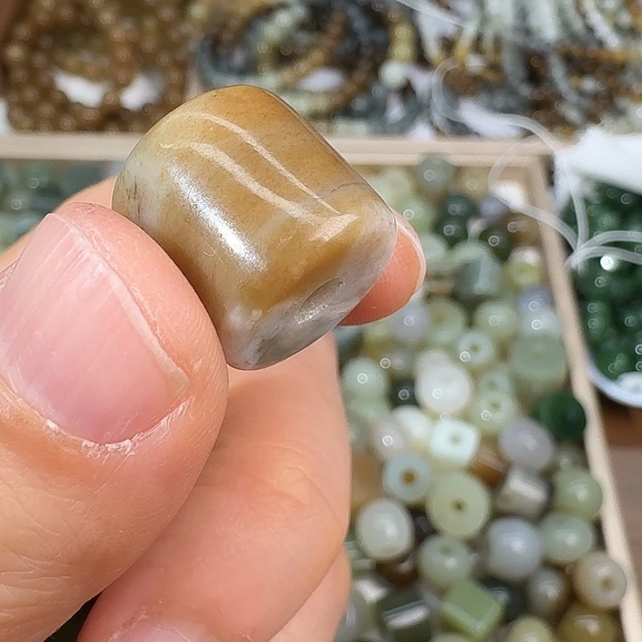 和田玉（糖玉）未镶嵌颈饰1415