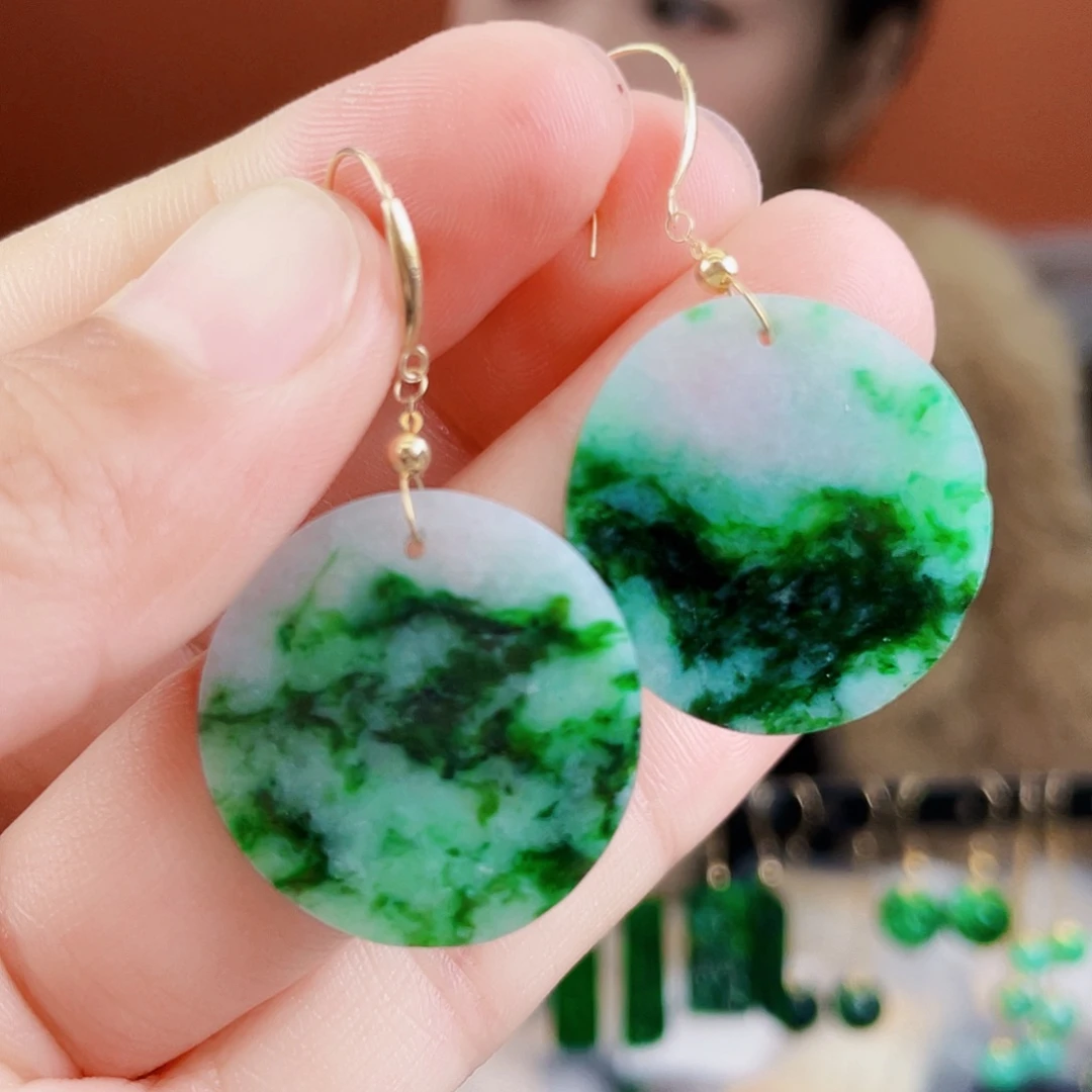 翡翠18K金镶嵌耳饰