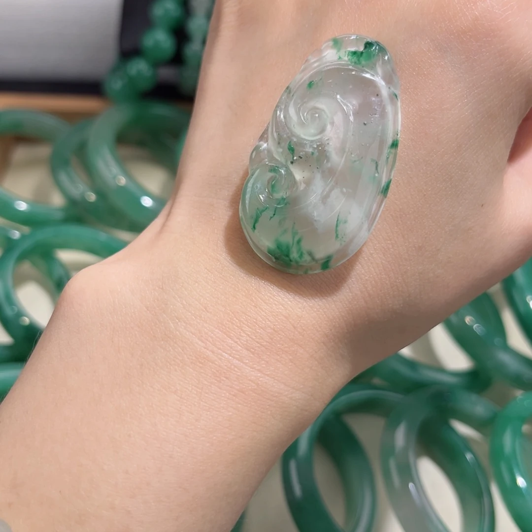 石英质玉未镶嵌颈饰35688