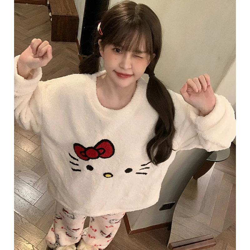 秋冬季爆款日系卡通珊瑚绒睡衣女款加绒保暖法兰绒学生家居服套装