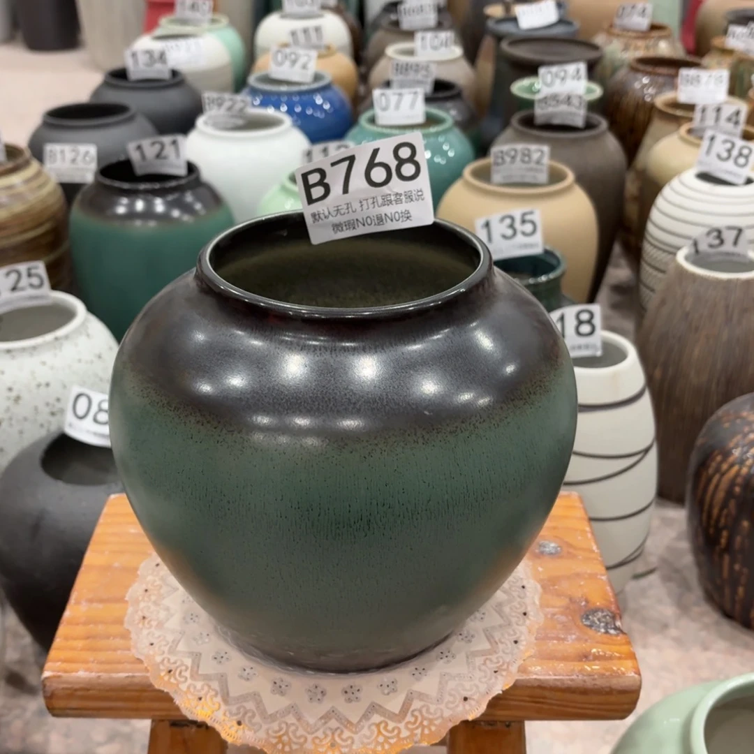 摆件瑕疵768 景德镇陶瓷花瓶高18口11