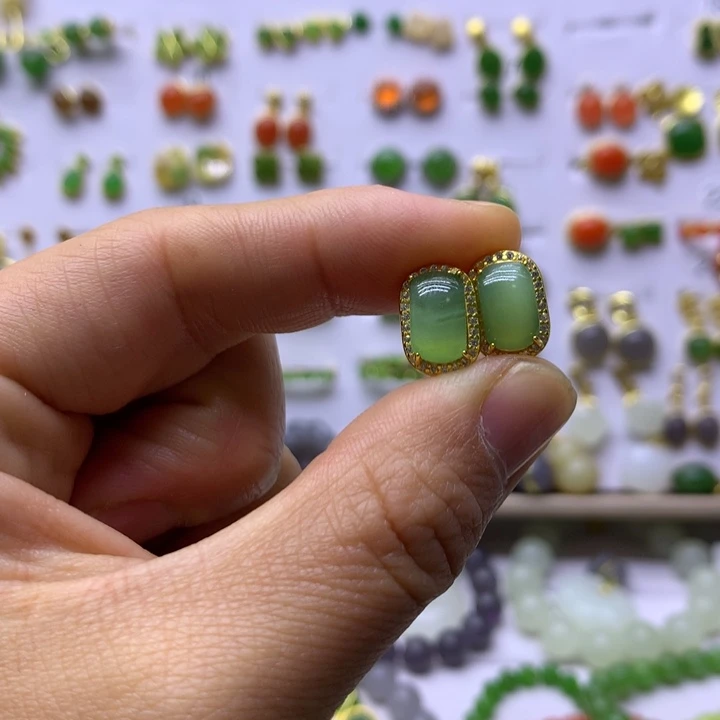 和田玉银S925镶嵌耳饰