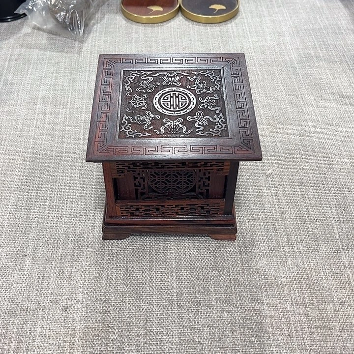手工艺品琉璃红木工艺品雕刻工艺微暇