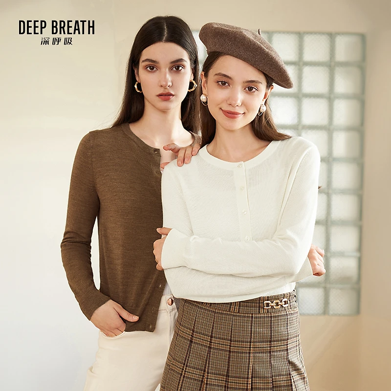 DEEP BREATH深呼吸新款时尚圆领羊毛开衫单排扣针织衫女A400732