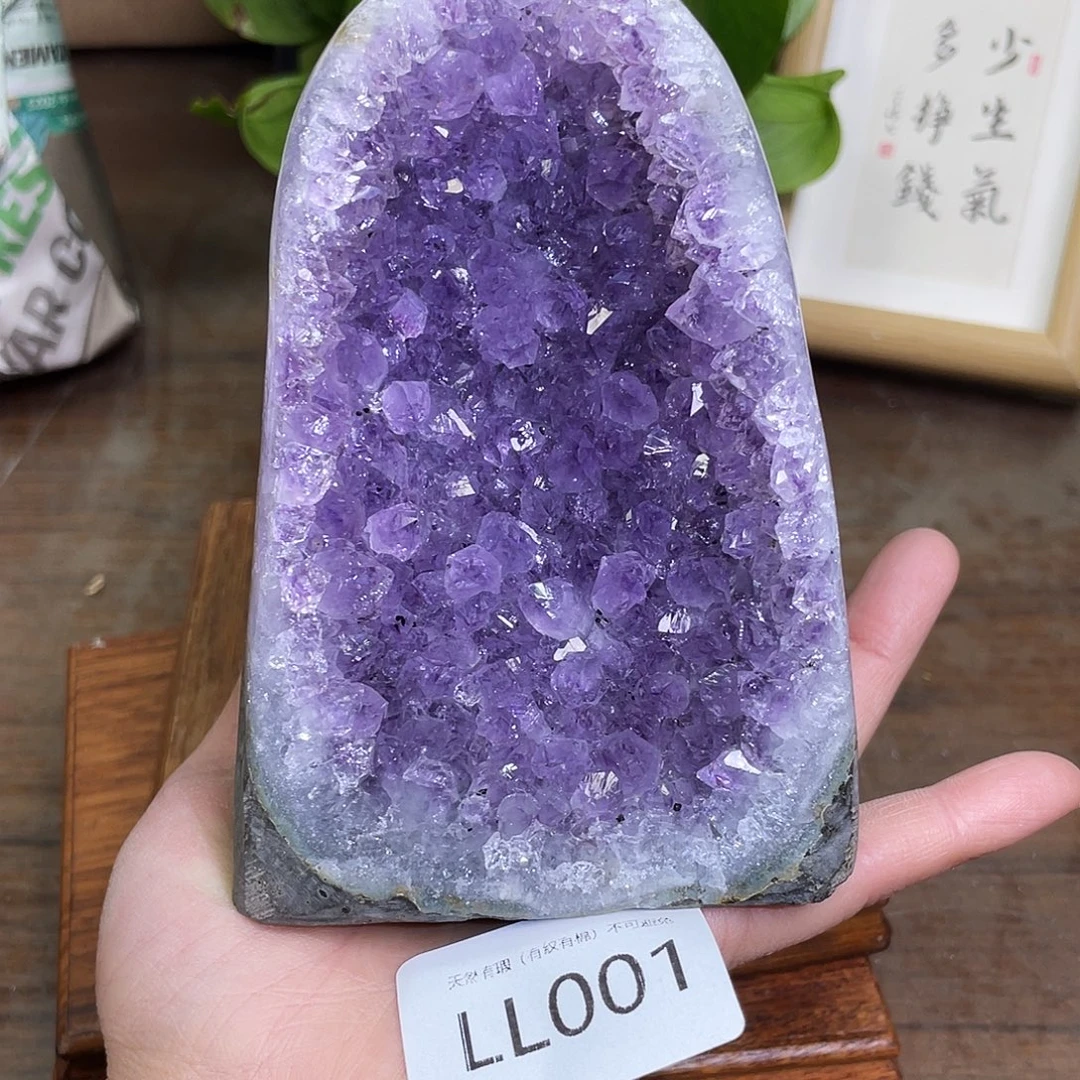 水晶大型摆件（非配饰）未镶嵌