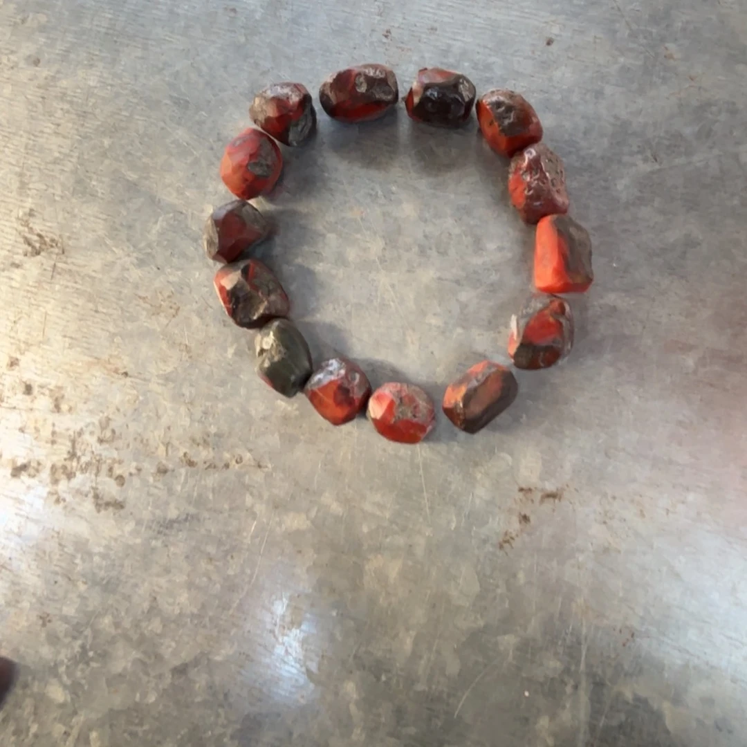 南红玛瑙颈饰合金