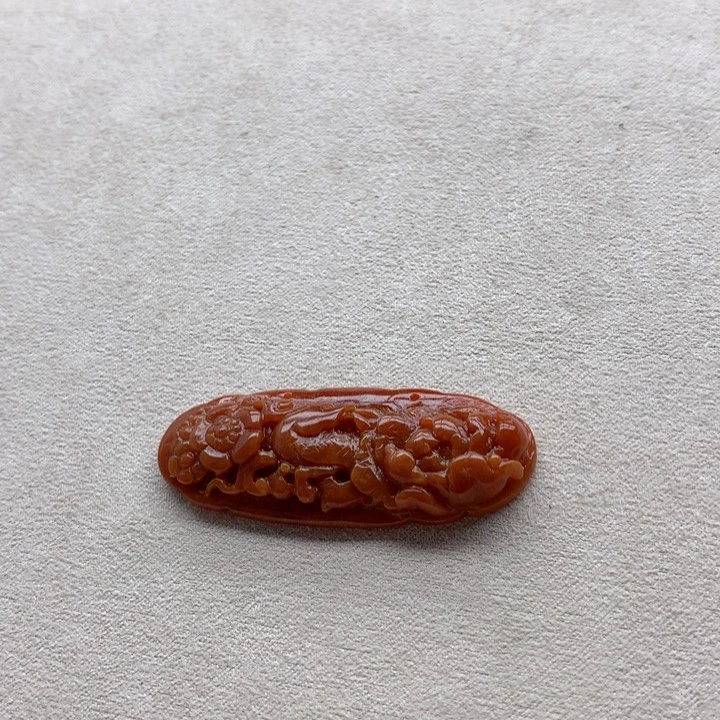乐***天翡翠未镶嵌颈饰凤穿牡丹
