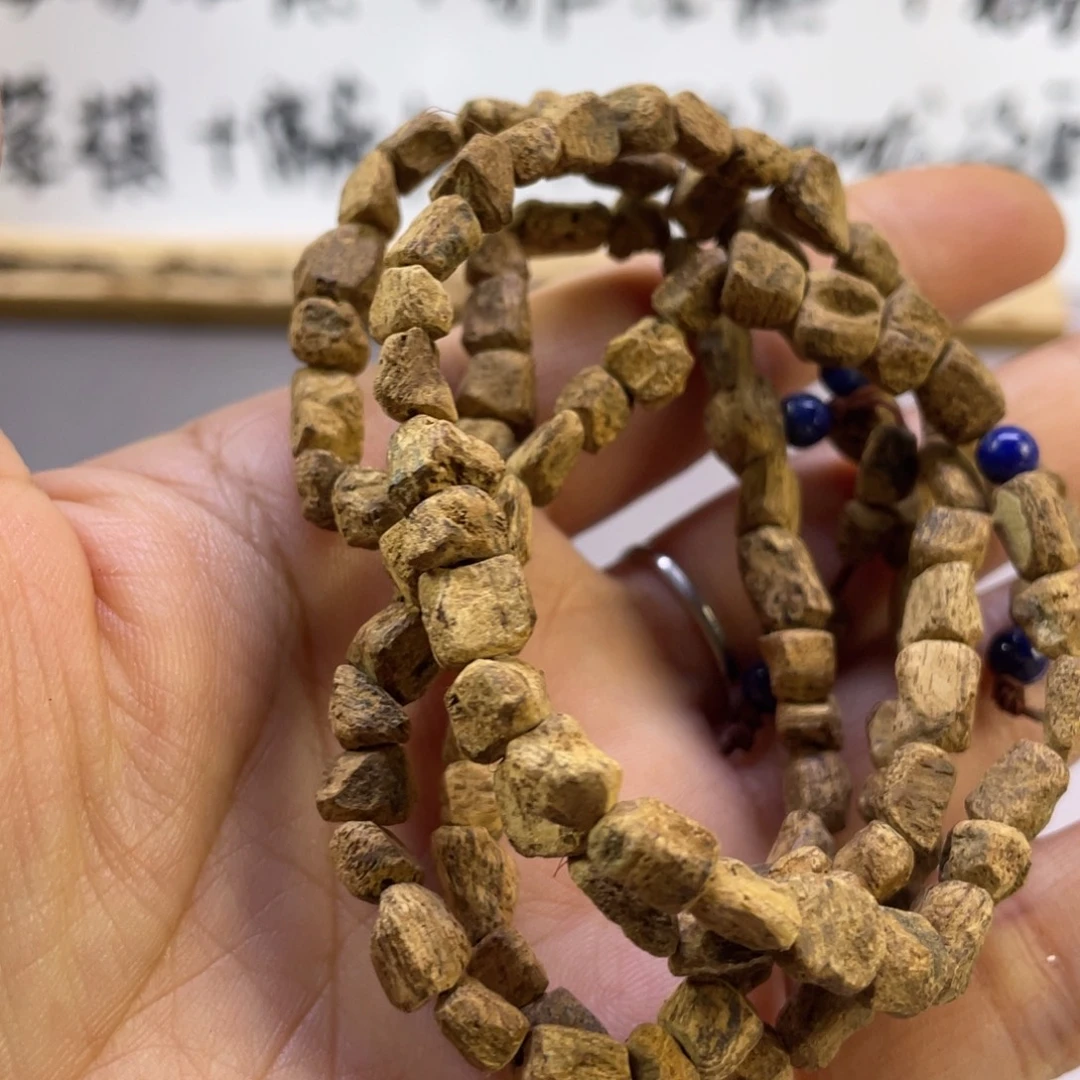 沉香沉香碎屑斯里兰卡千年碳化红T随行7.23克碎料