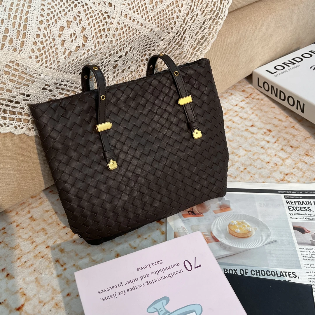 陈三北YOG126【大促-编织托特包】巧克力棕 小号 单肩斜挎百搭女包