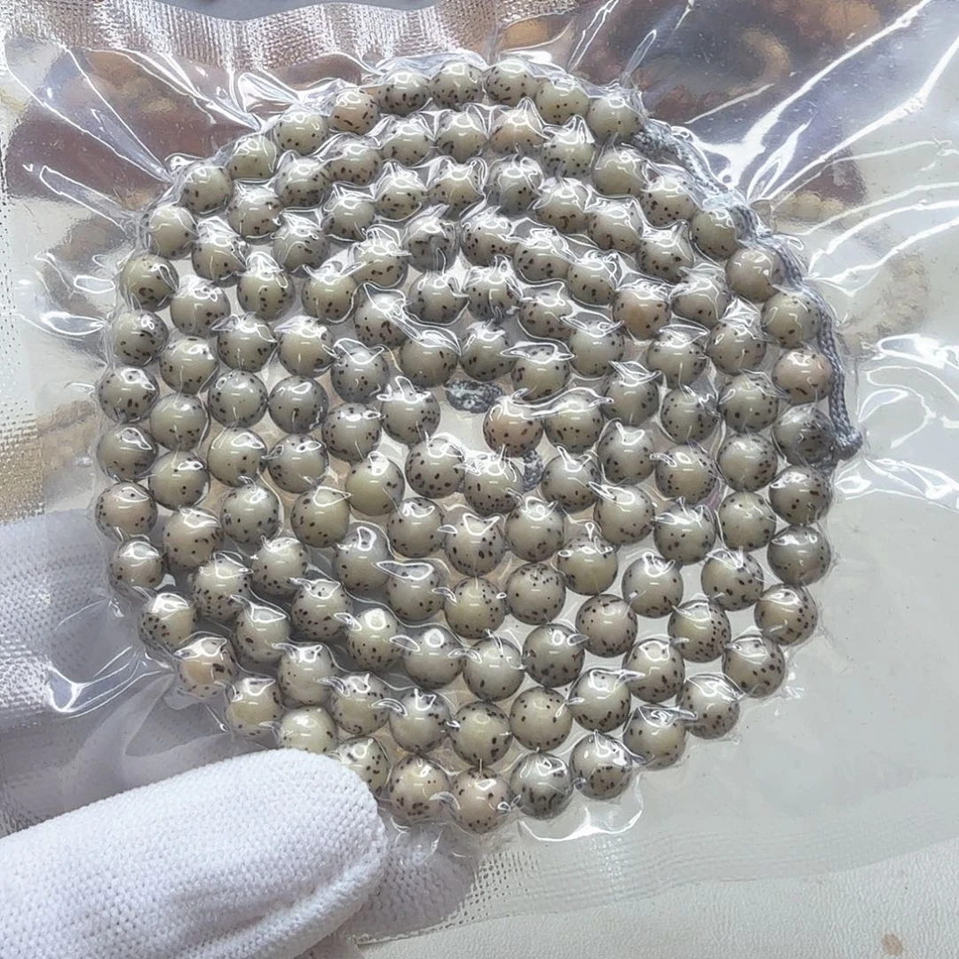 手串星月菩提8创世糯冰石玉河豚7左右108圆