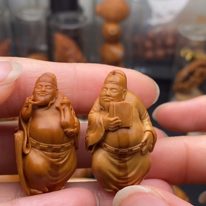 橄榄核吊坠畜**中李白单子