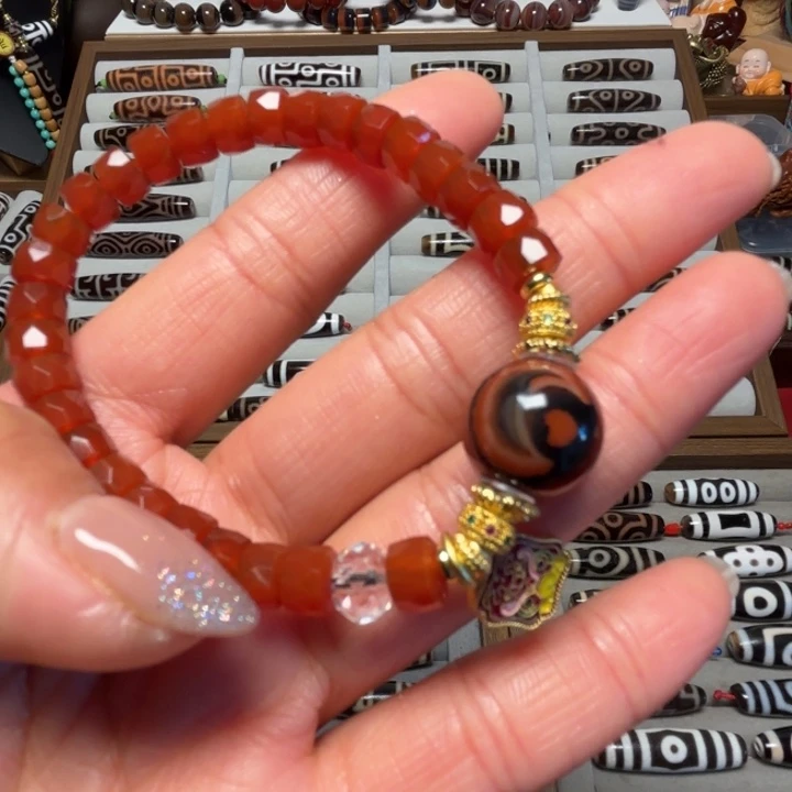 未镶嵌颈饰玛瑙/玉髓