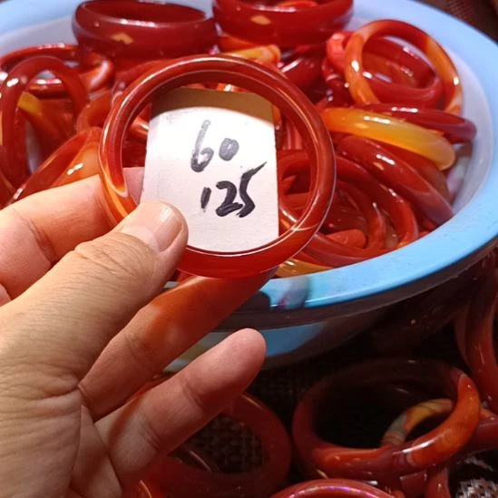 玛瑙/玉髓未镶嵌手镯