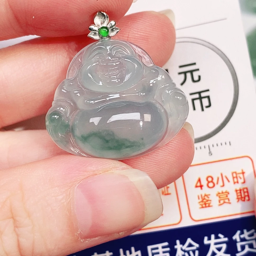 颈饰18K金镶嵌翡翠