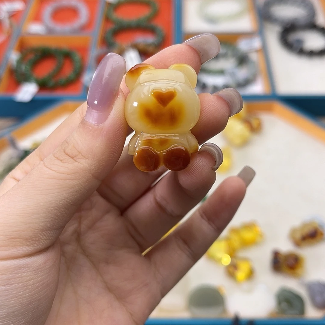 琥珀未镶嵌颈饰w71