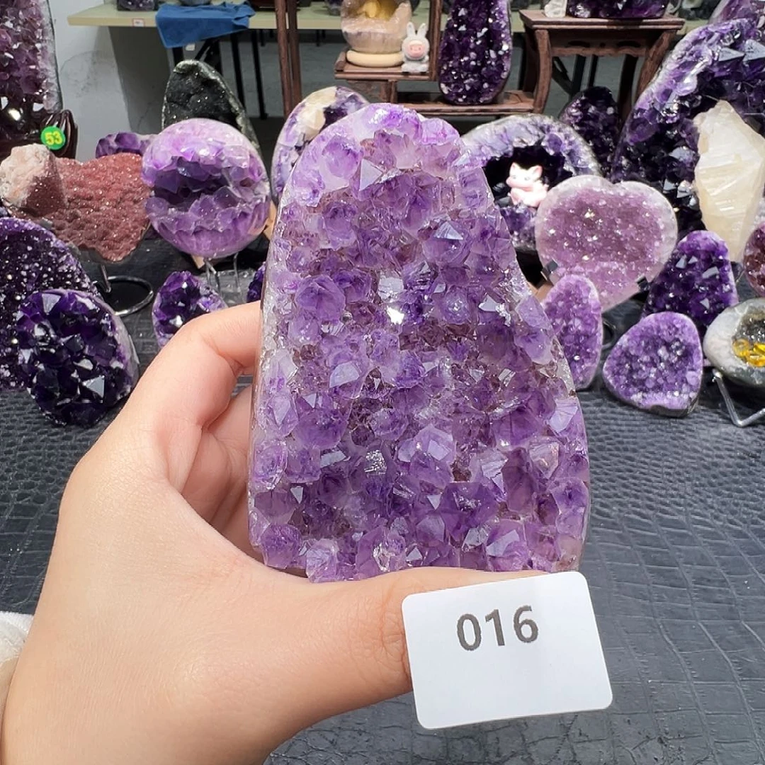 紫晶未镶嵌珠宝半成品