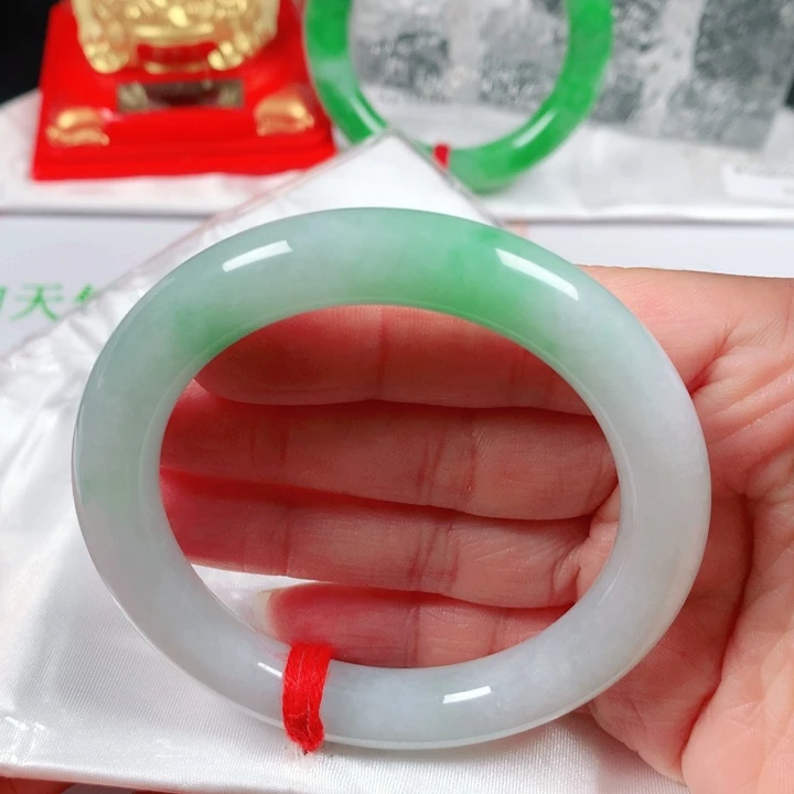 未镶嵌手镯翡翠  编号0269 圆条56