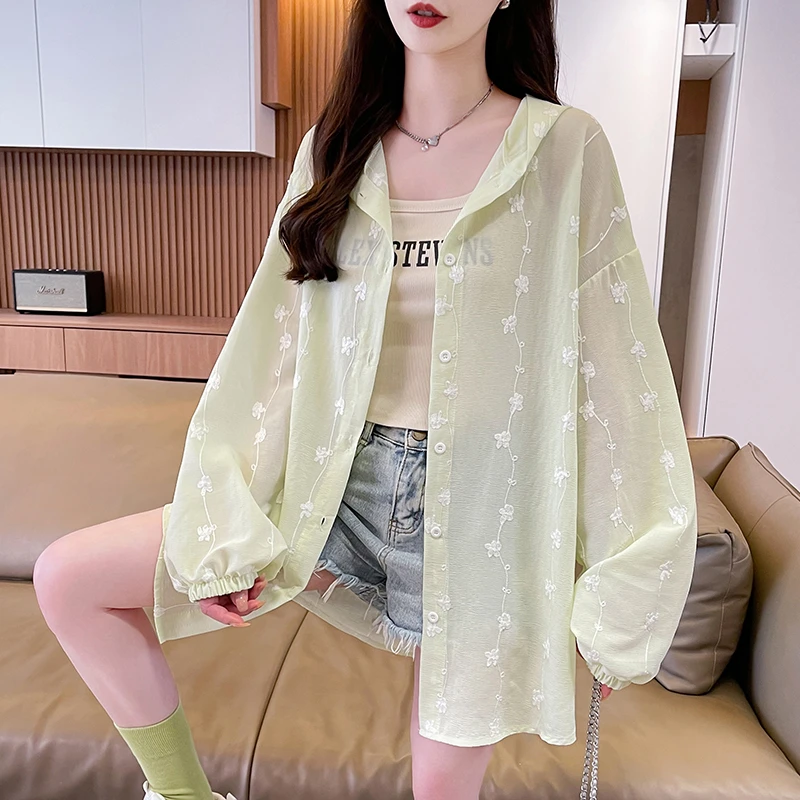 轻薄透气时尚防晒女夏季2025新款初高中学生设计感宽松休闲外套潮