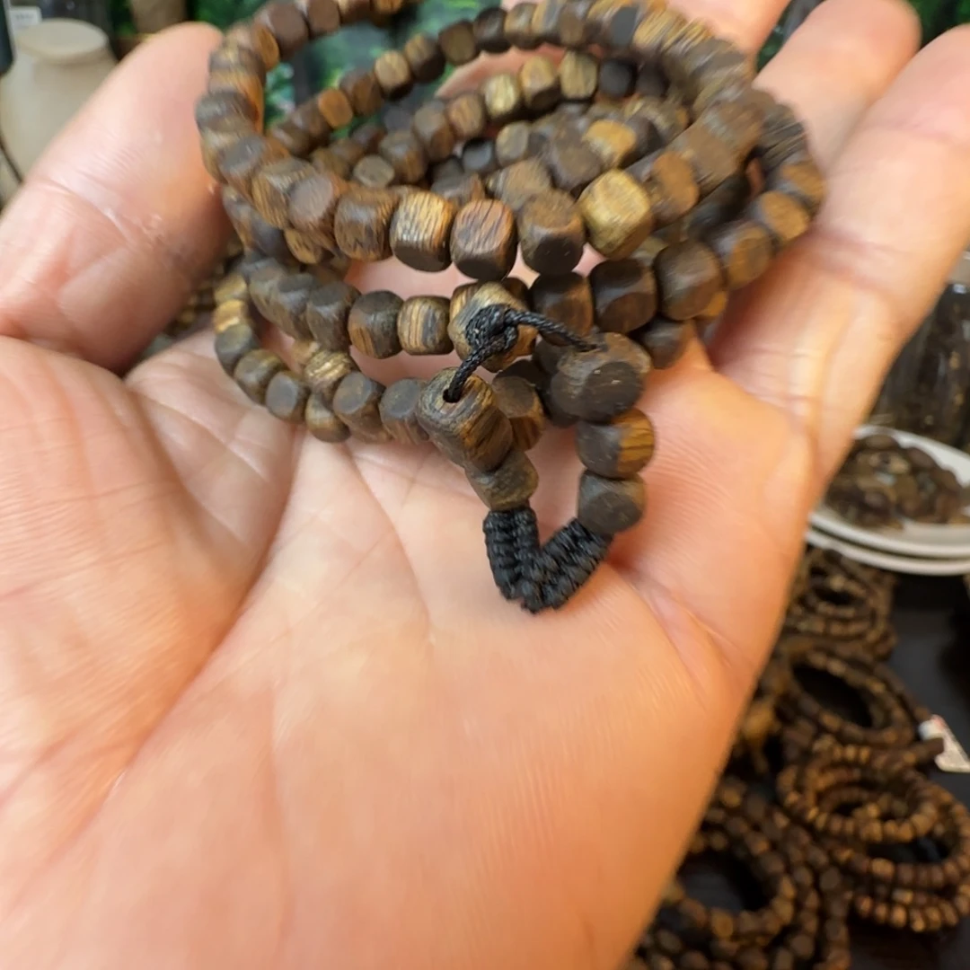 沉香手串05沉水浮四方珠多圈发一