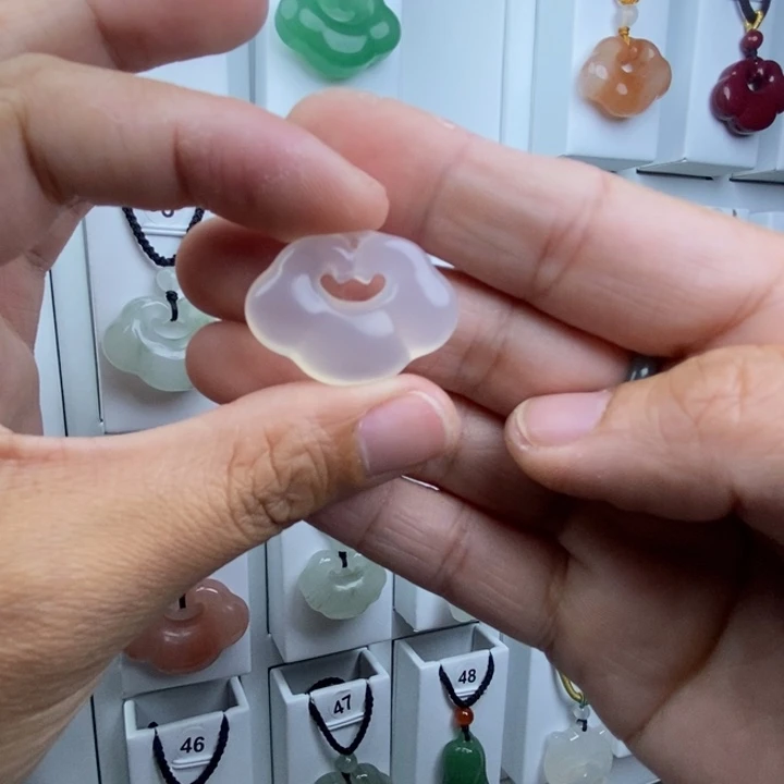 玛瑙/玉髓颈饰未镶嵌?**?