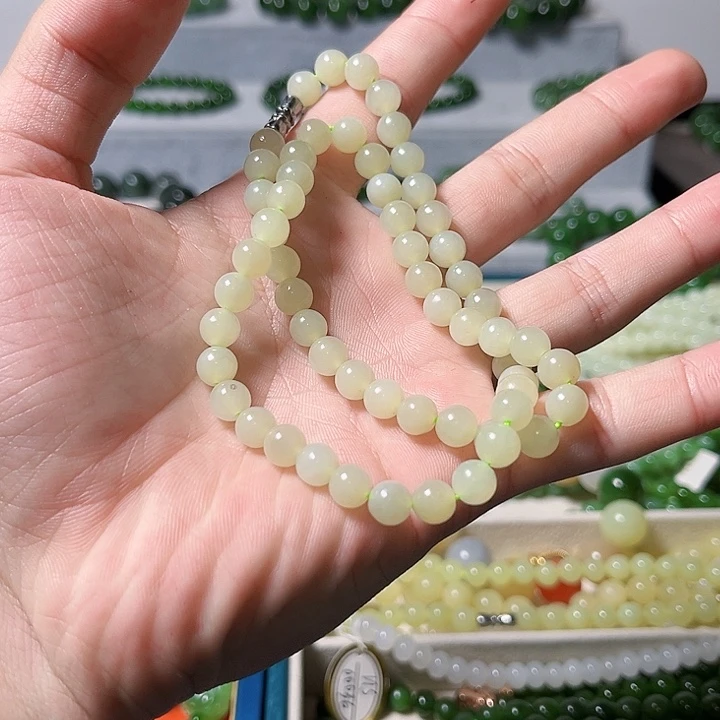 和田玉未镶嵌项链