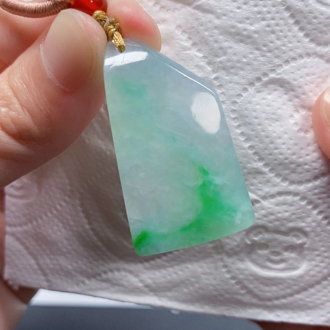 【闪购商品】翡翠吊坠(不含链)未镶嵌2542