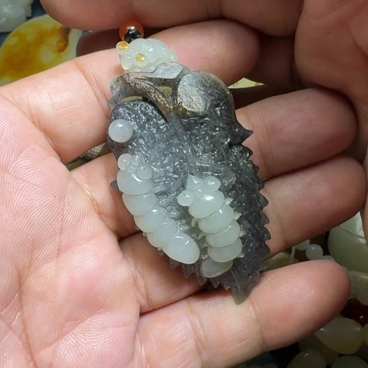 和田玉未镶嵌吊坠(不含链)