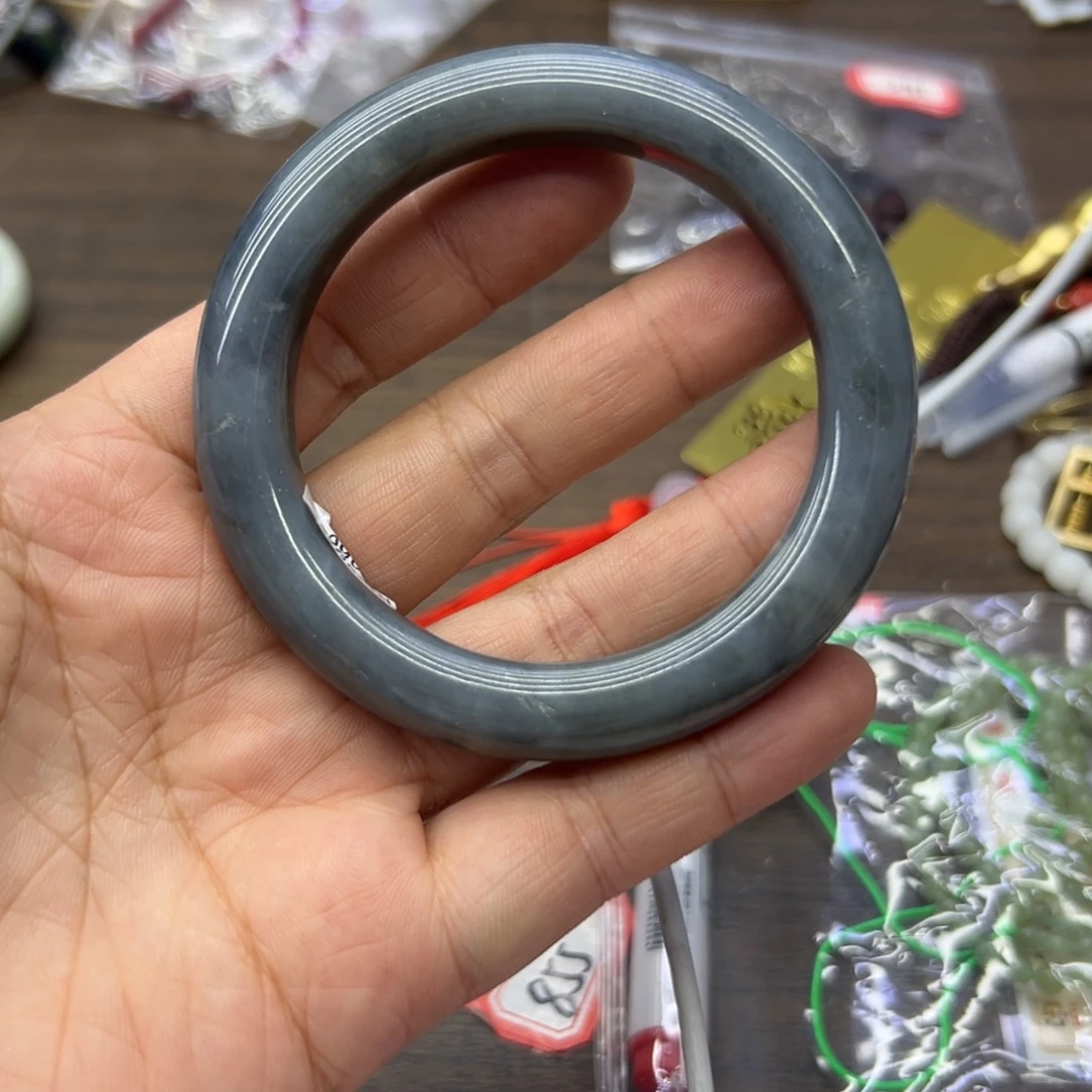 和田玉未镶嵌手镯58圈围71微瑕